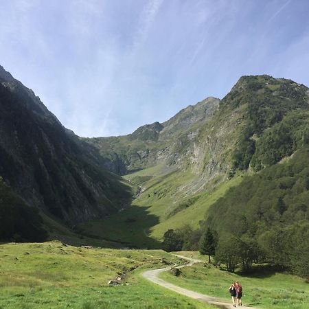 Les Meubles De Luchon - L'Echappee Verte - Centre Luchon, Calme, Wifi Bagnères-de-Luchon 外观 照片