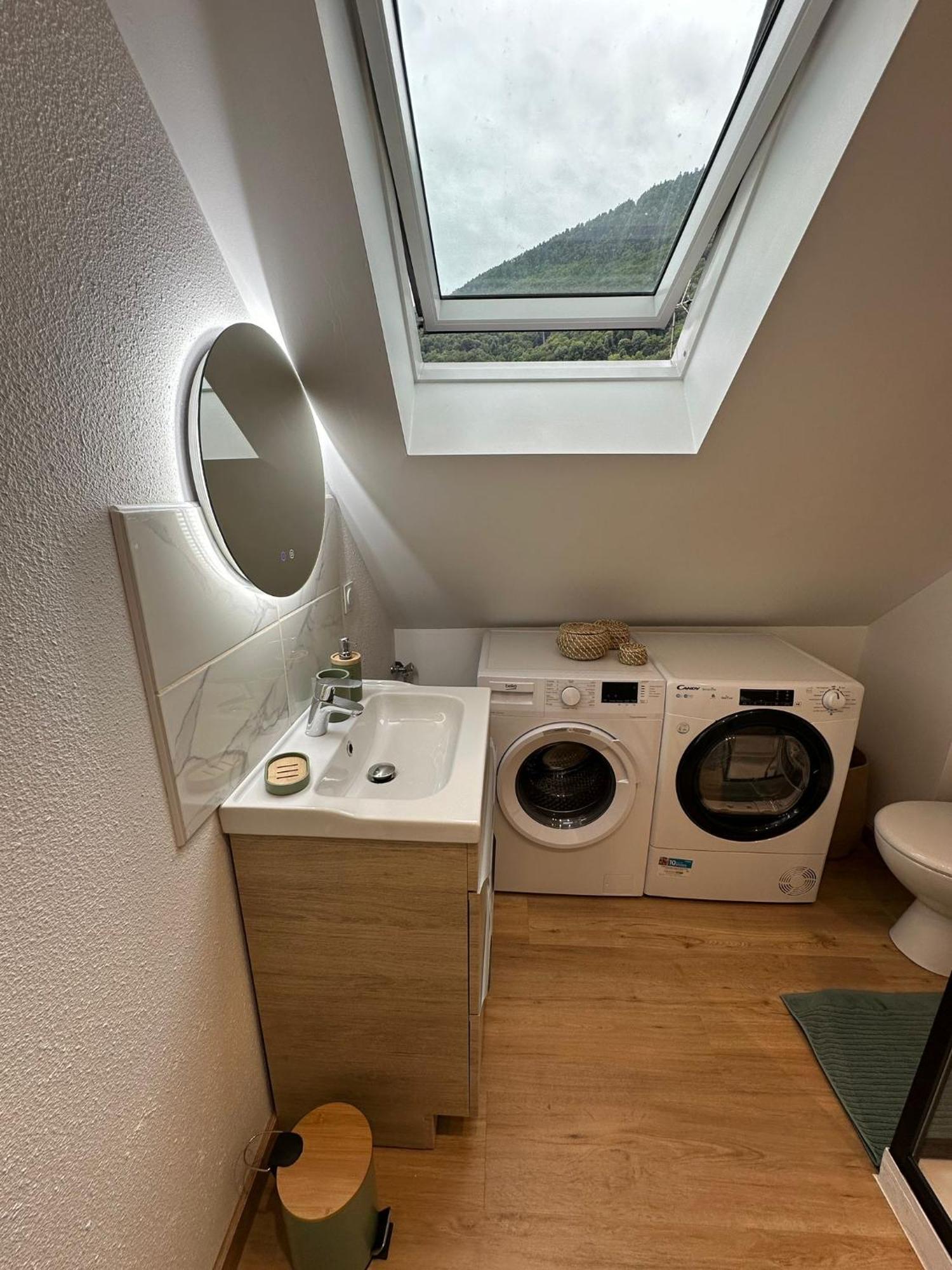 Les Meubles De Luchon - L'Echappee Verte - Centre Luchon, Calme, Wifi Bagnères-de-Luchon 外观 照片